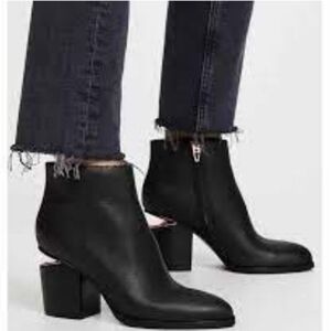 Alexander Wang Gabi Black Leather Ankle Boot Size 8.5 or 39🌴